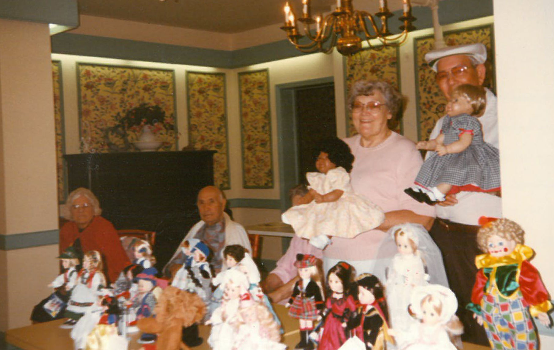 Dolls, dolls, dolls